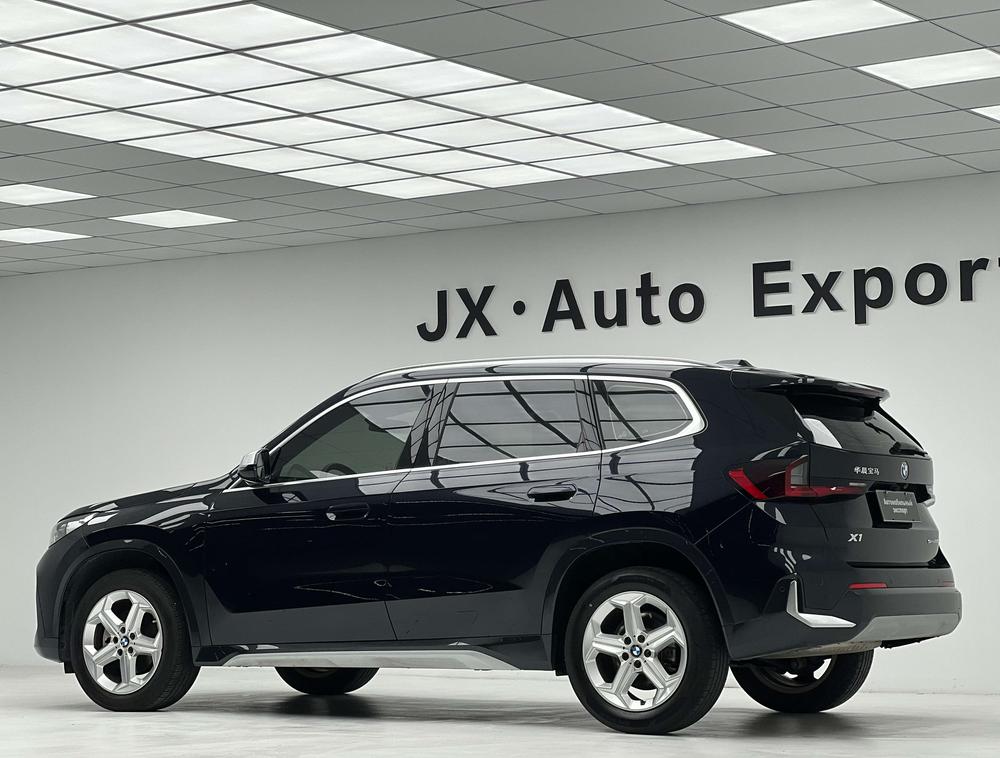 BMW X1 2023 صورة سيارة #5