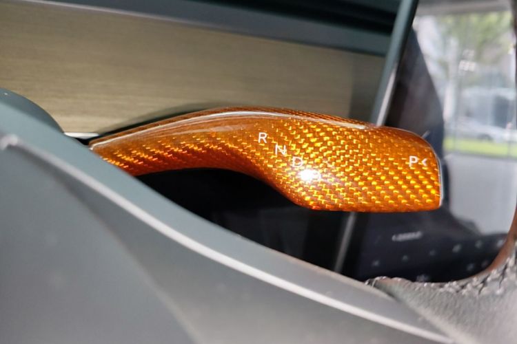 Tesla Model Y 2023 #14 Tesla Model Y 2023 car image #14