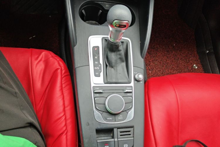 Audi A3 2015 car image #14