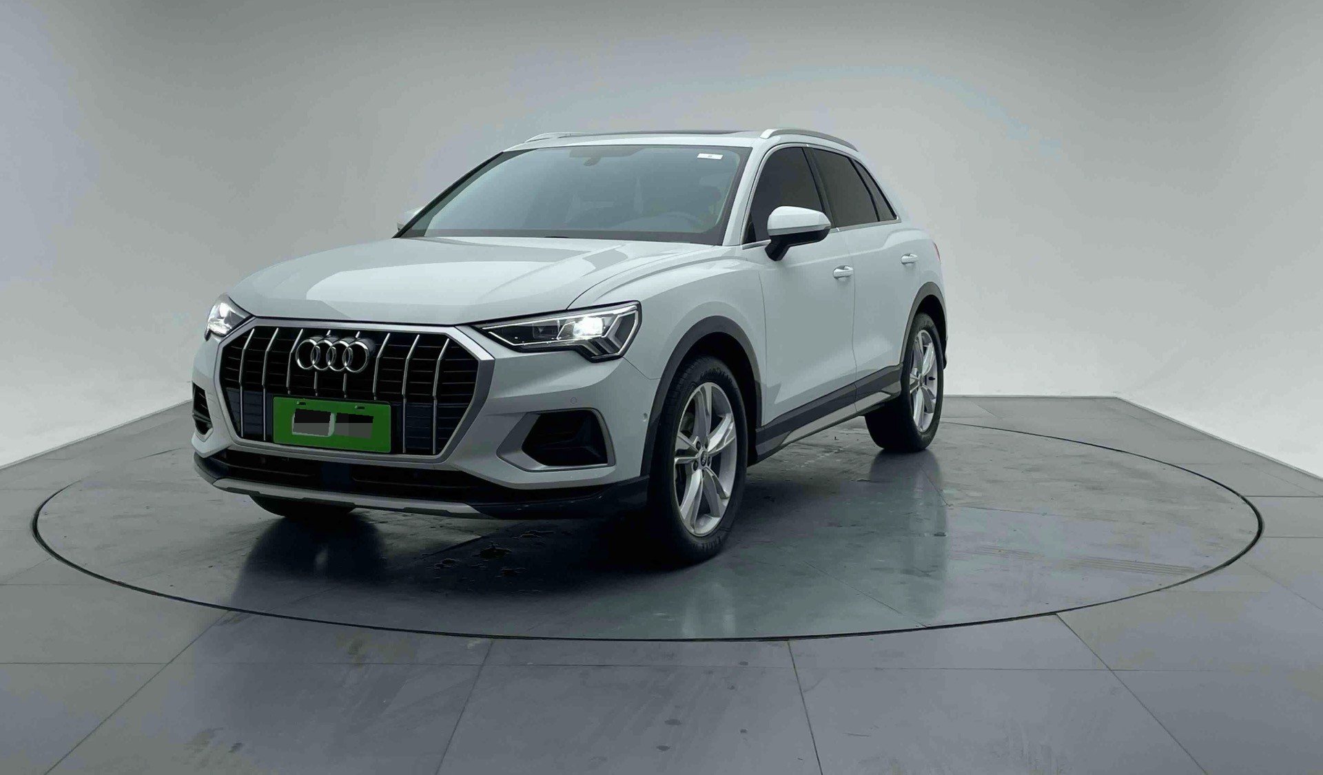 Audi Q3 2021 Audi Q3 2021 car image