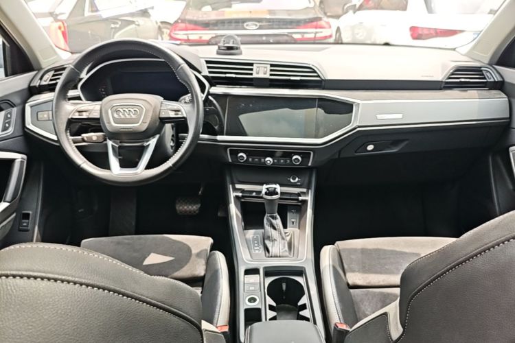 Audi Q3 2021 #10 Audi Q3 2021 immagine di auto #10