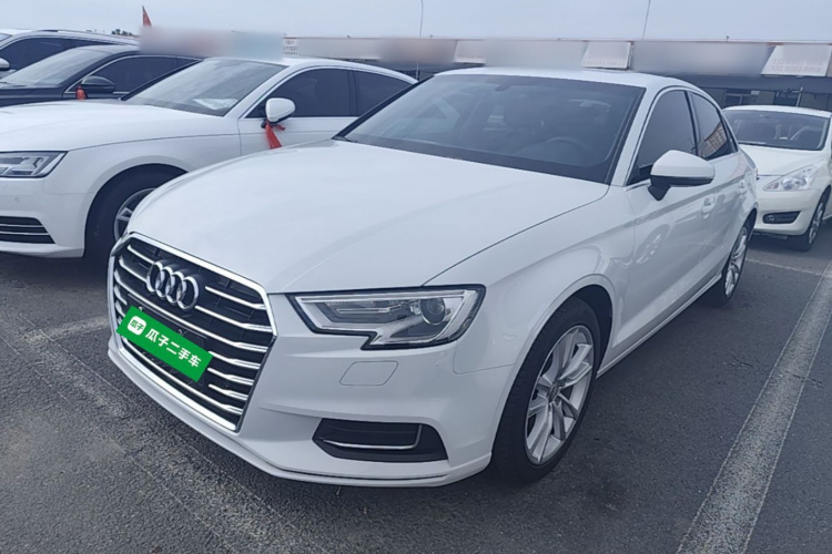 Audi A3 2019 car image #2