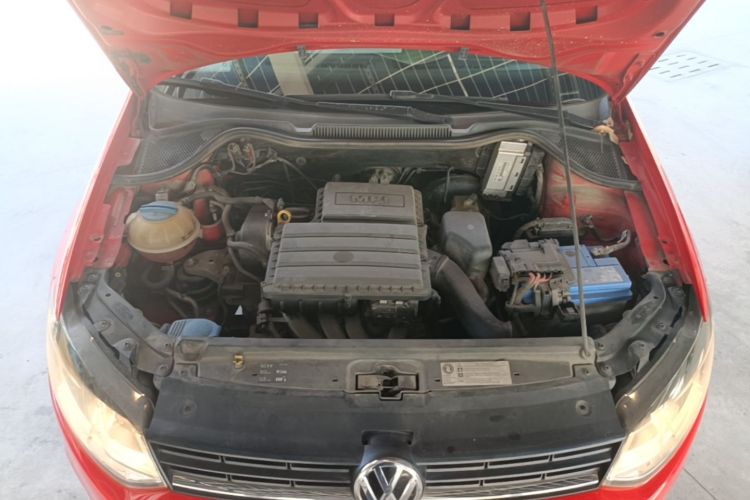 Volkswagen Polo 2014 #20 Volkswagen Polo 2014 car image #20