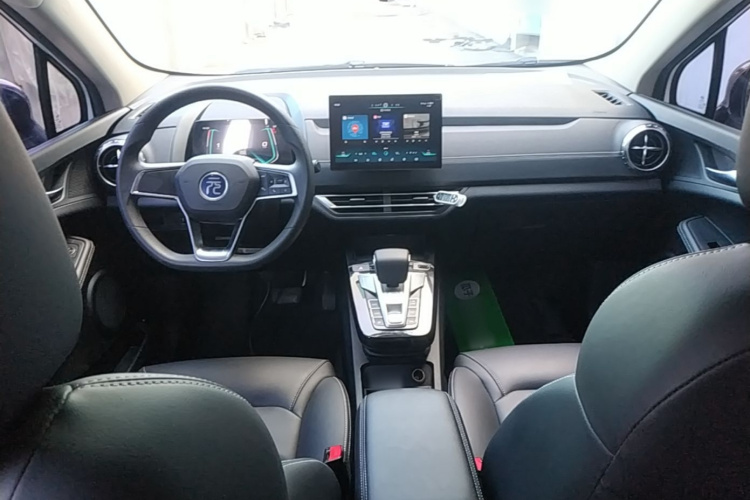 BYD Yuan New Energy 2020 car image #10