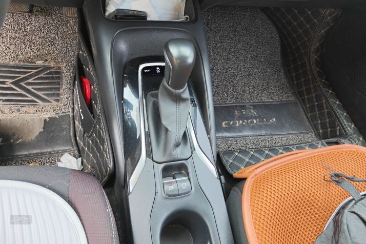 Toyota Corolla 2020 car image #16