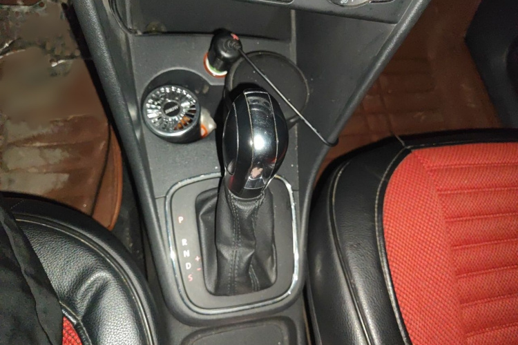 Volkswagen Polo 2016 #18 Volkswagen Polo 2016 car image #18