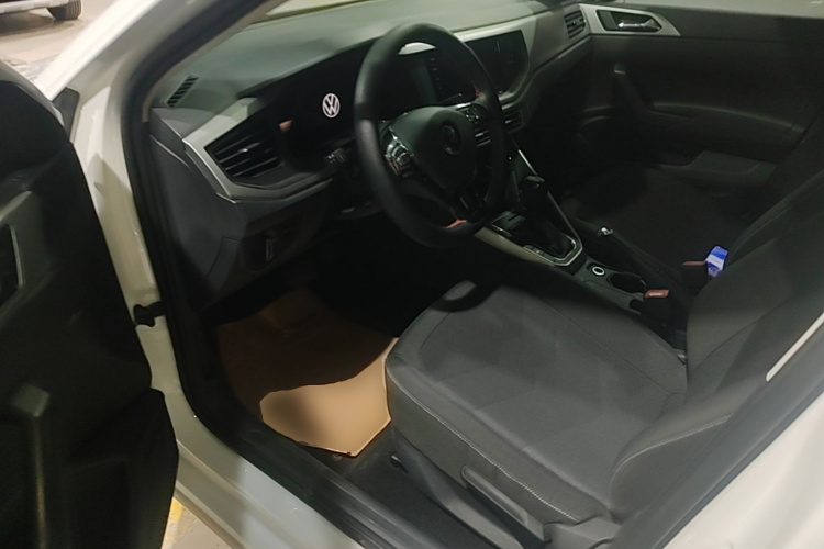 Volkswagen Polo 2023 #16 Volkswagen Polo 2023 صورة سيارة #16