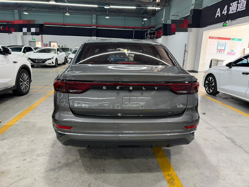 GEELY Emgrand 2021 car image #9