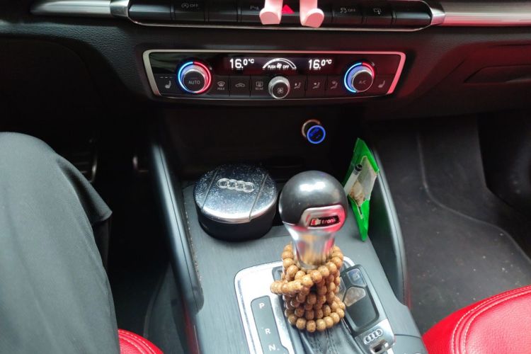 Audi A3 2016 car image #13