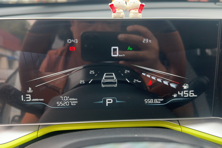 GEELY Coolray 2022 #12 GEELY Coolray 2022 car image #12