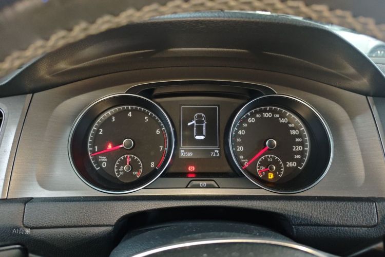 Volkswagen Golf 2015 car image #13