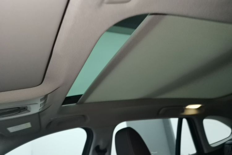 BMW X1 2021 car image #18