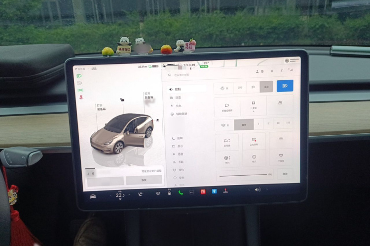 Tesla Model Y 2022 #16 Tesla Model Y 2022 car image #16
