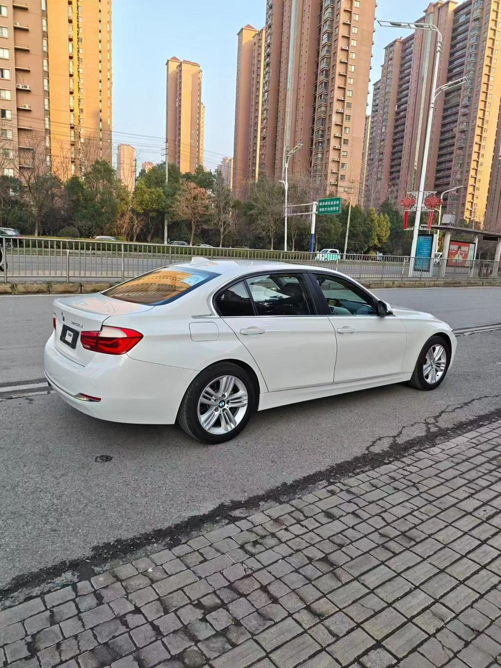 BMW 3 Series 2016 car image #6