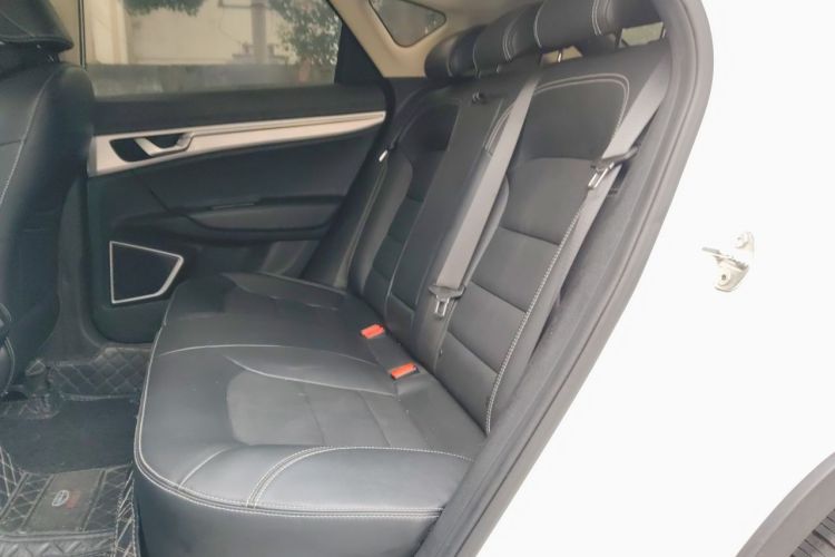 GEELY Emgrand GS 2020 car image #10
