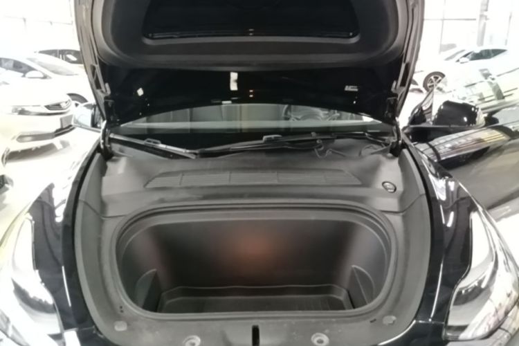 Tesla Model Y 2022 #20 Tesla Model Y 2022 car image #20