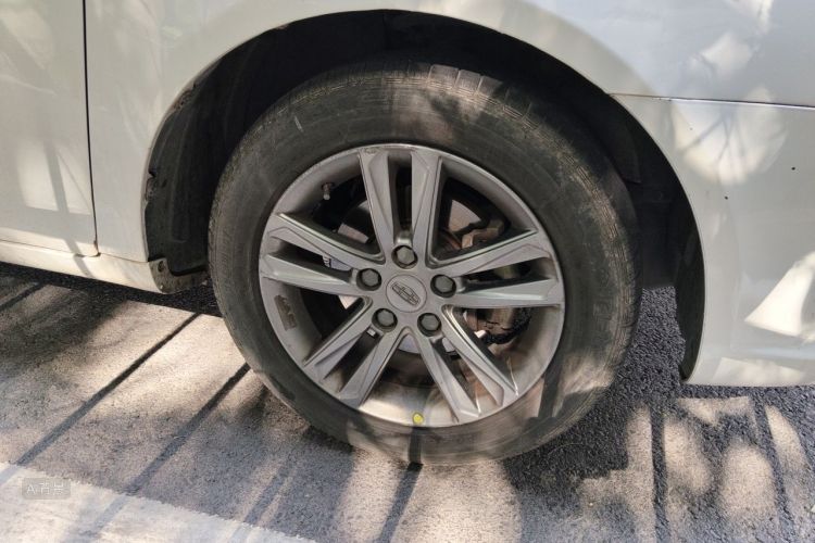 GEELY Emgrand 2018 #9 GEELY Emgrand 2018 car image #9