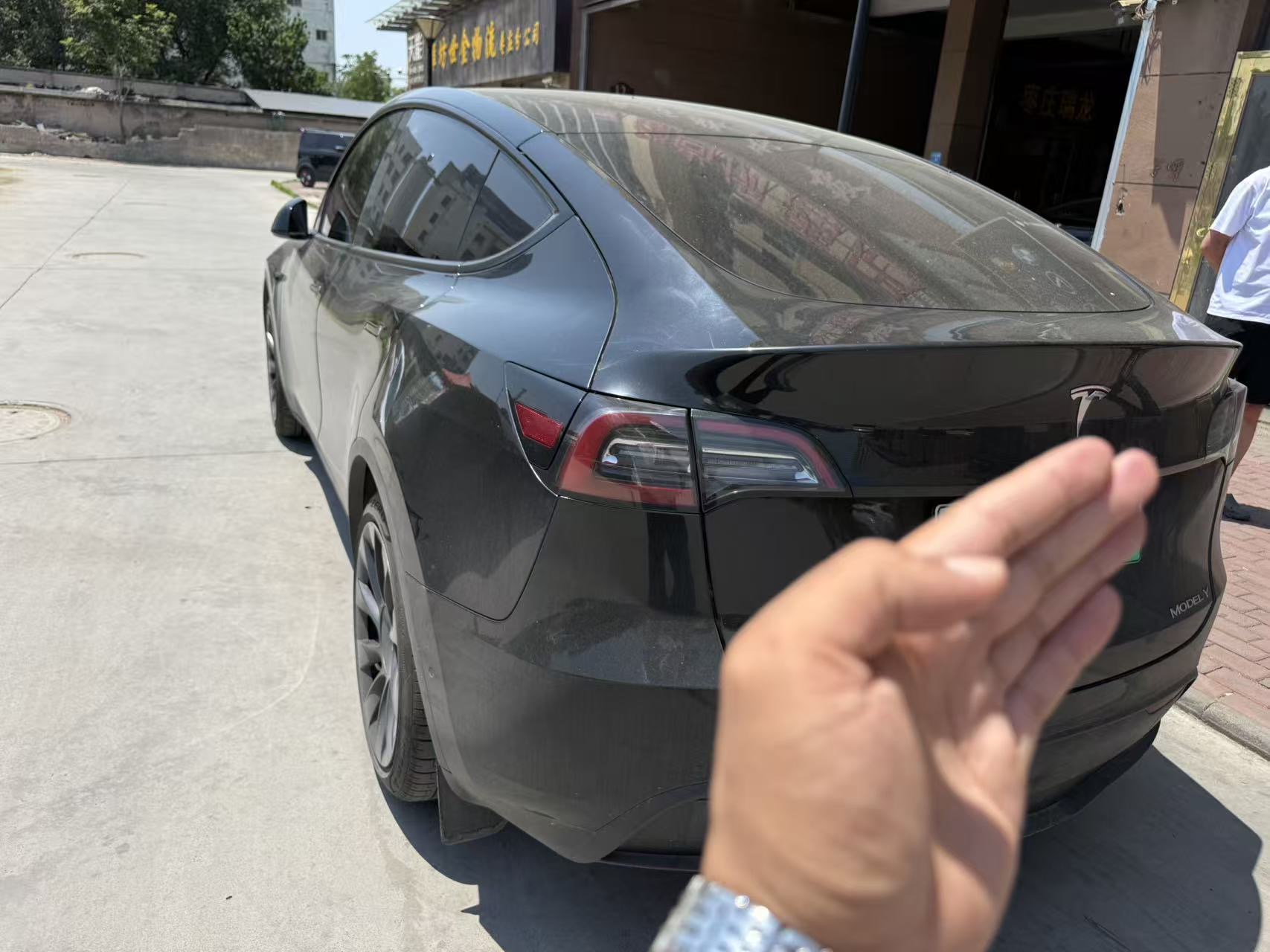 Tesla Model Y 2022 #3 Tesla Model Y 2022 car image #3
