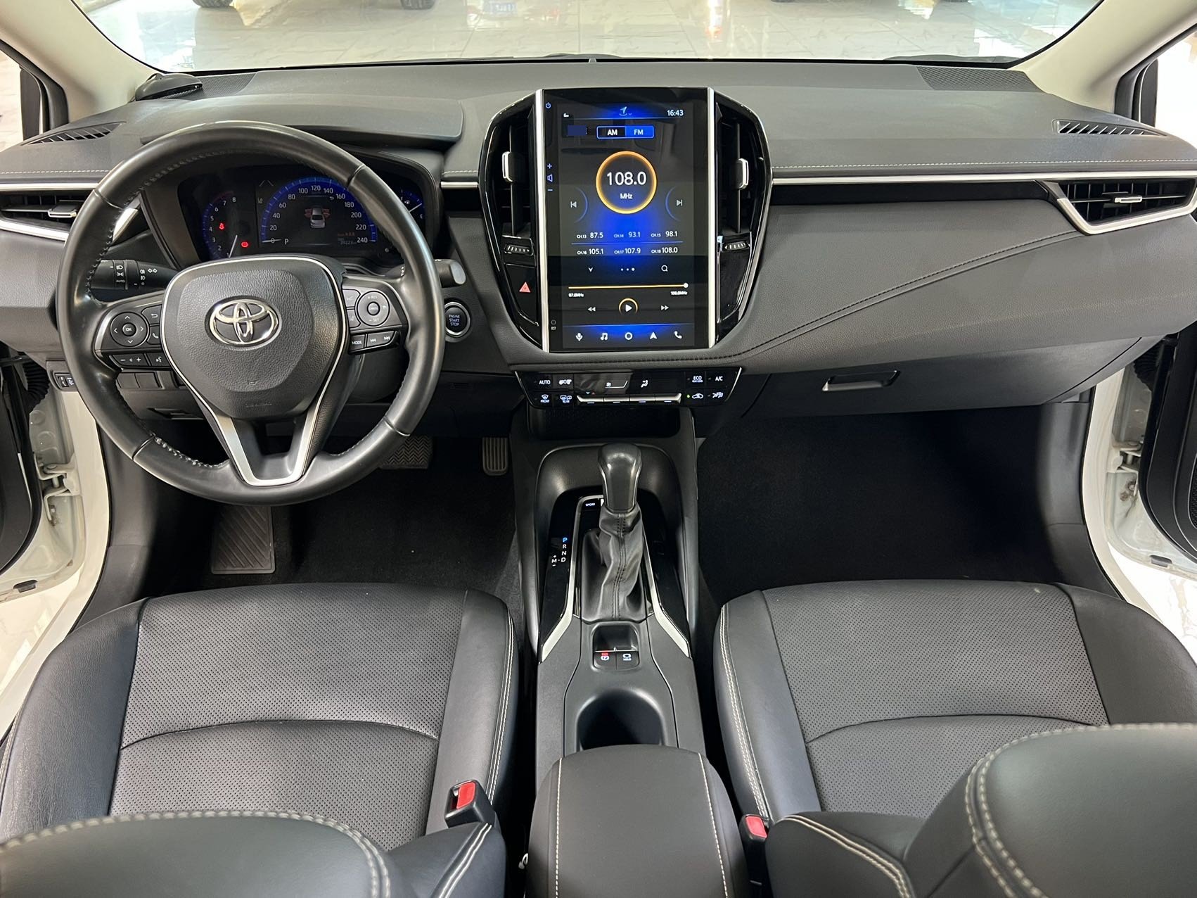 Toyota Corolla 2020 #3 Toyota Corolla 2020 car image #3