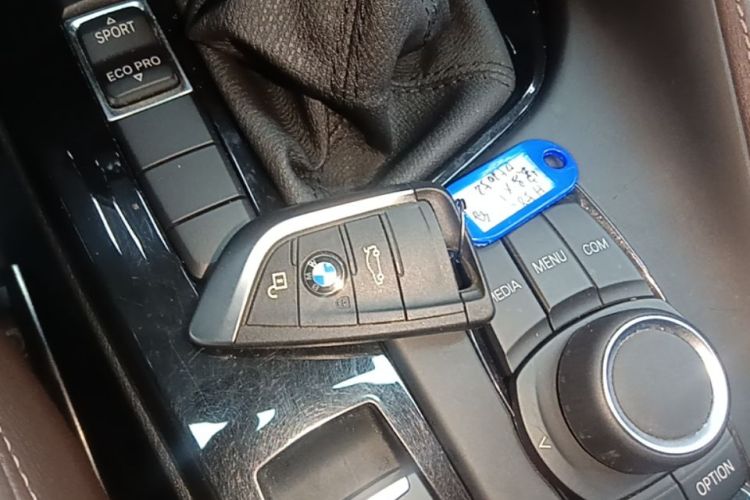 BMW X1 2019 car image #9