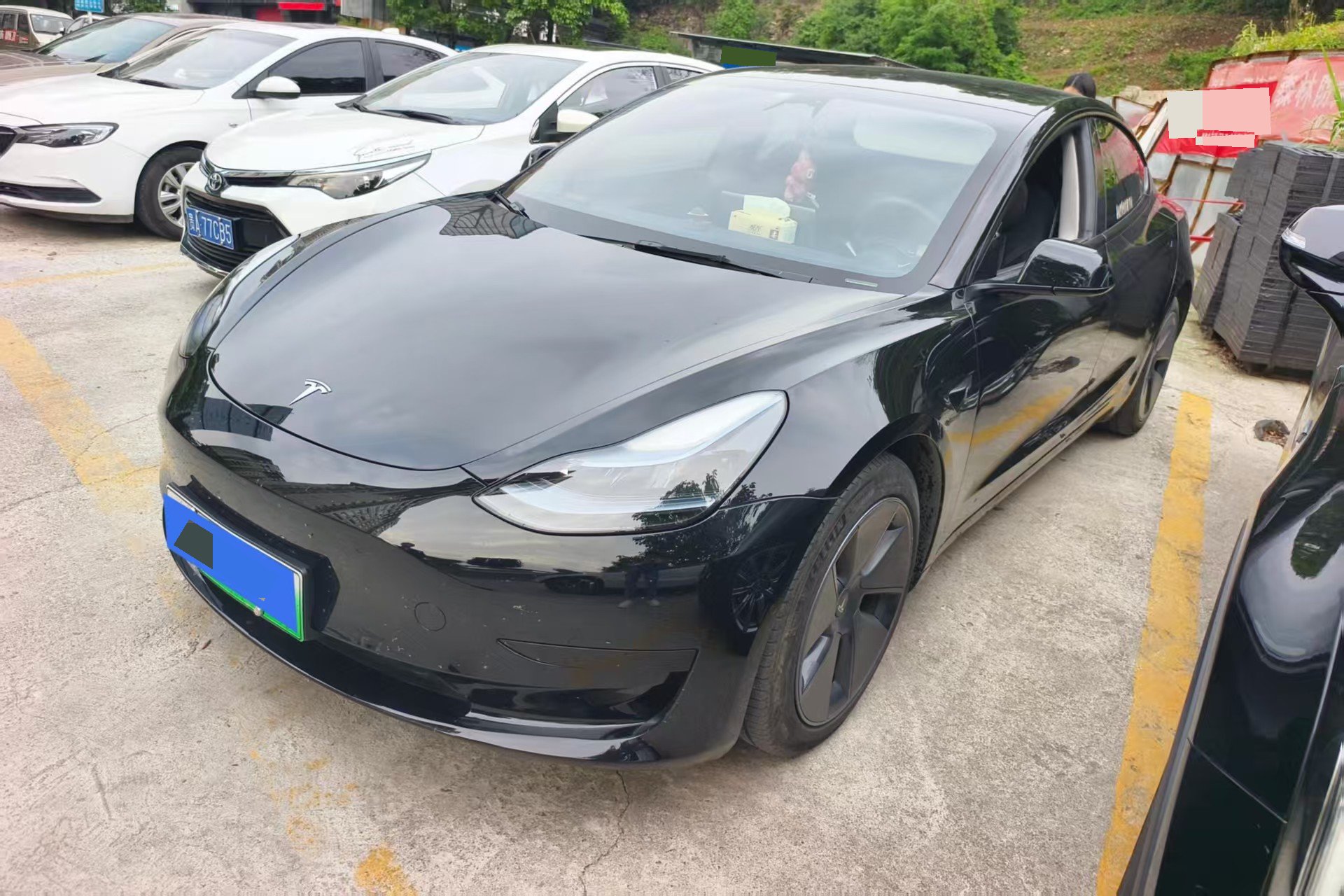 Tesla Model 3 2023 car image 