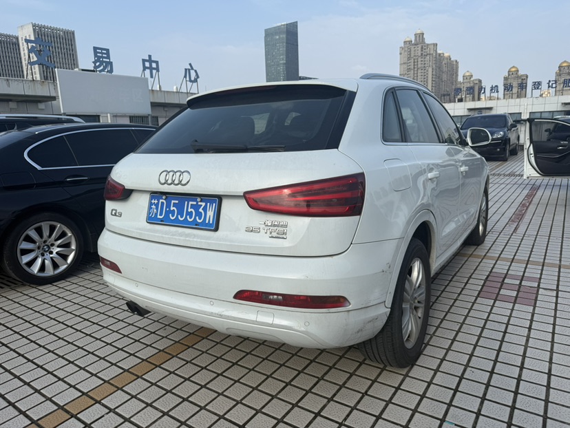 Audi Q3 2015 #8 Audi Q3 2015 car image #8