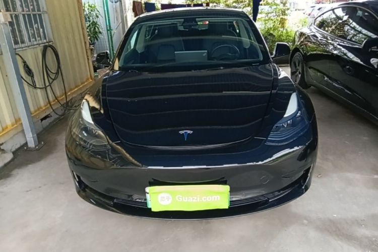 Tesla Model 3 2023 car image #3