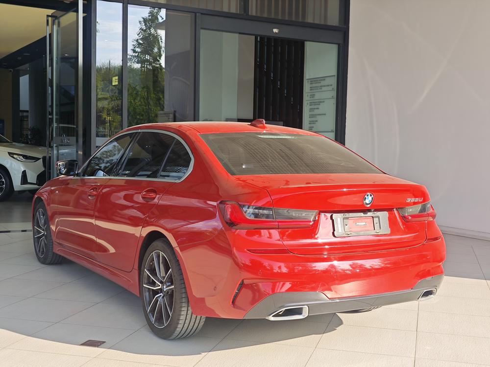 BMW 3 Series 2019 #5 BMW 3 Series 2019 car image #5