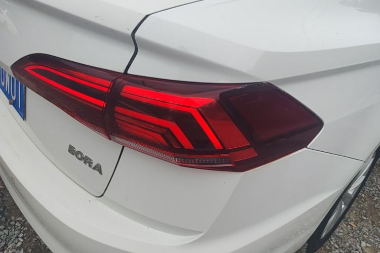 Volkswagen Bora 2019 car image #8