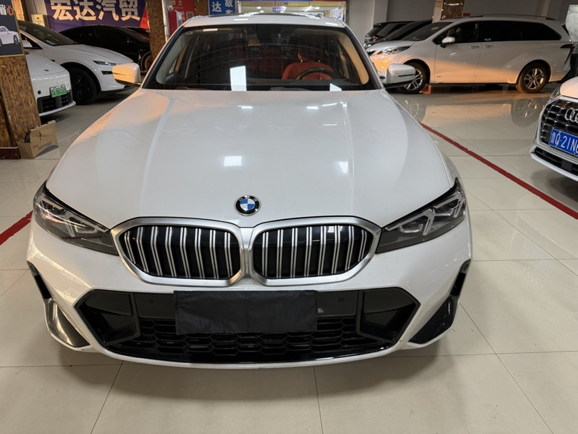 BMW 3 Series 2024 immagine di auto #2