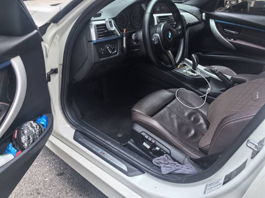 BMW 3 Series 2019 #2 BMW 3 Series 2019 car image #2