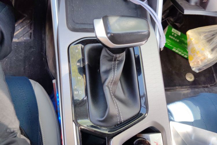 GEELY Emgrand 2021 car image #16
