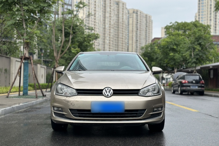 Volkswagen Golf 2016 car image #6