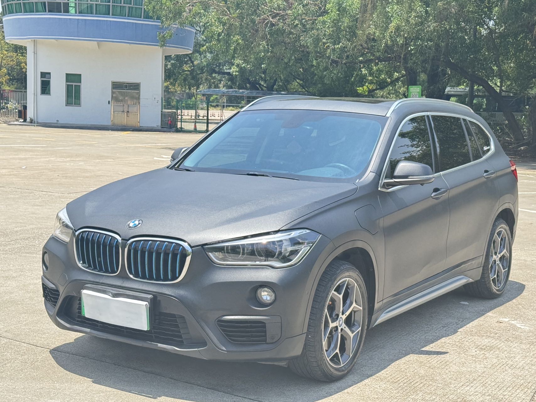 BMW X1 New Energy 2018 car image 