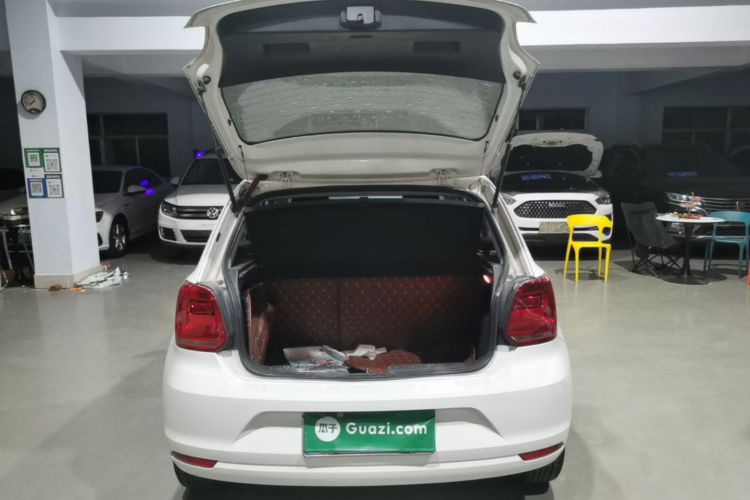 Volkswagen Polo 2016 #19 Volkswagen Polo 2016 car image #19