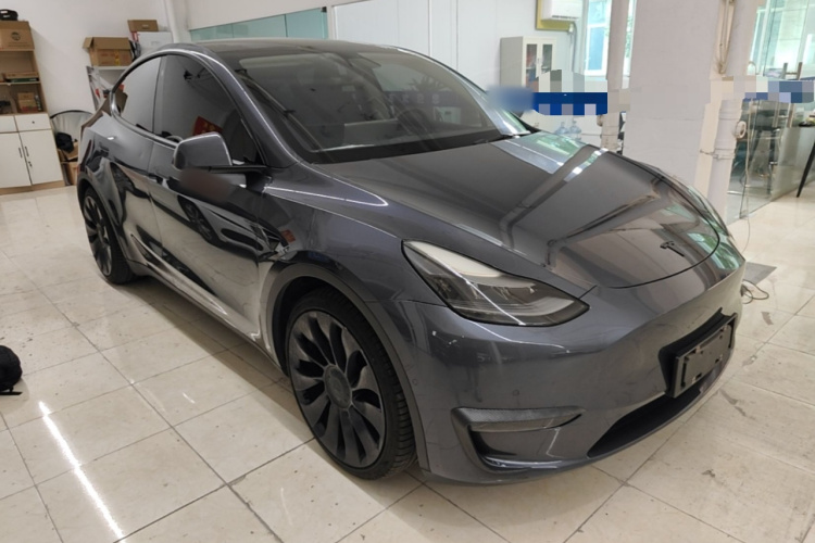 Tesla Model Y 2021 #4 Tesla Model Y 2021 car image #4