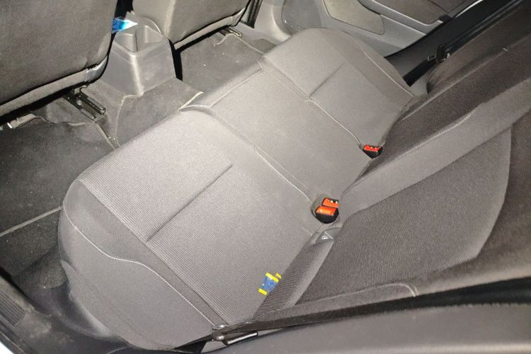 Volkswagen Golf 2015 car image #10