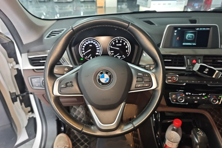BMW X1 2019 #11 BMW X1 2019 car image #11