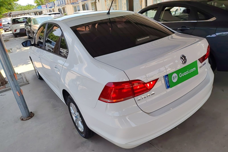 Volkswagen Santana 2020 car image #7