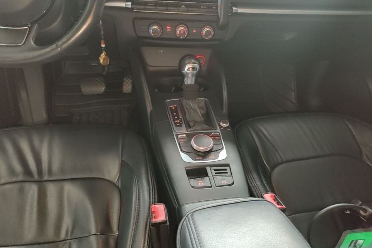 Audi A3 2017 imagem de carro #14