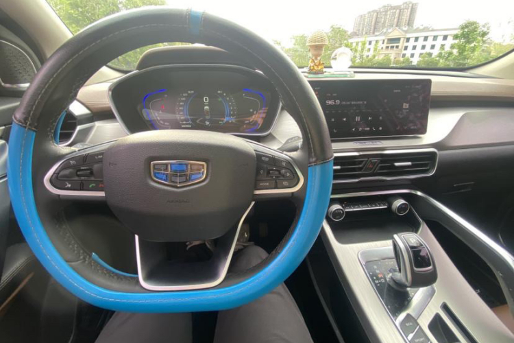 GEELY Coolray 2019 car image #15