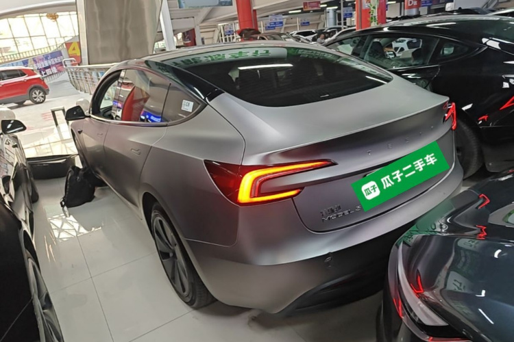 Tesla Model 3 2024 car image #5