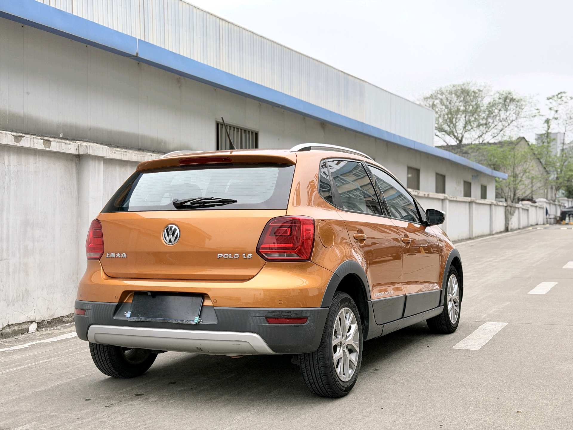 Volkswagen Polo 2015 изображение автомобиля #4