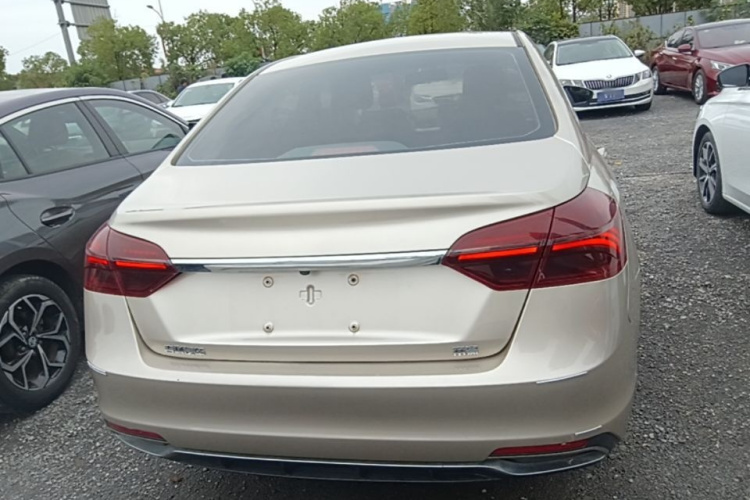 GEELY Emgrand 2020 #6 GEELY Emgrand 2020 car image #6