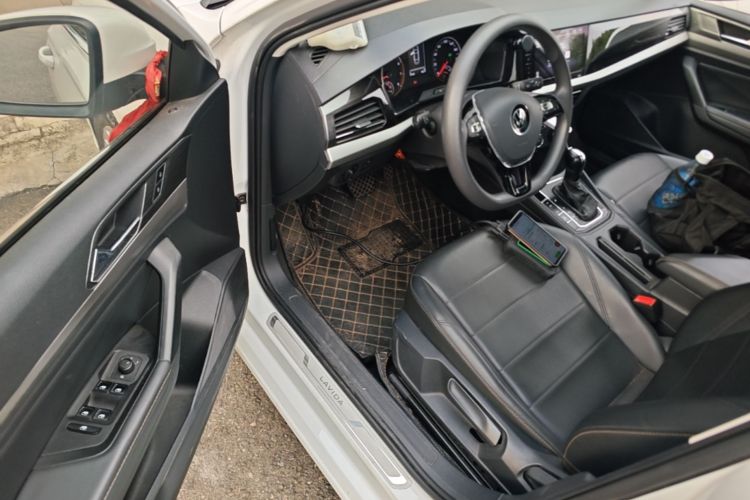 Volkswagen Lavida 2020 car image #16