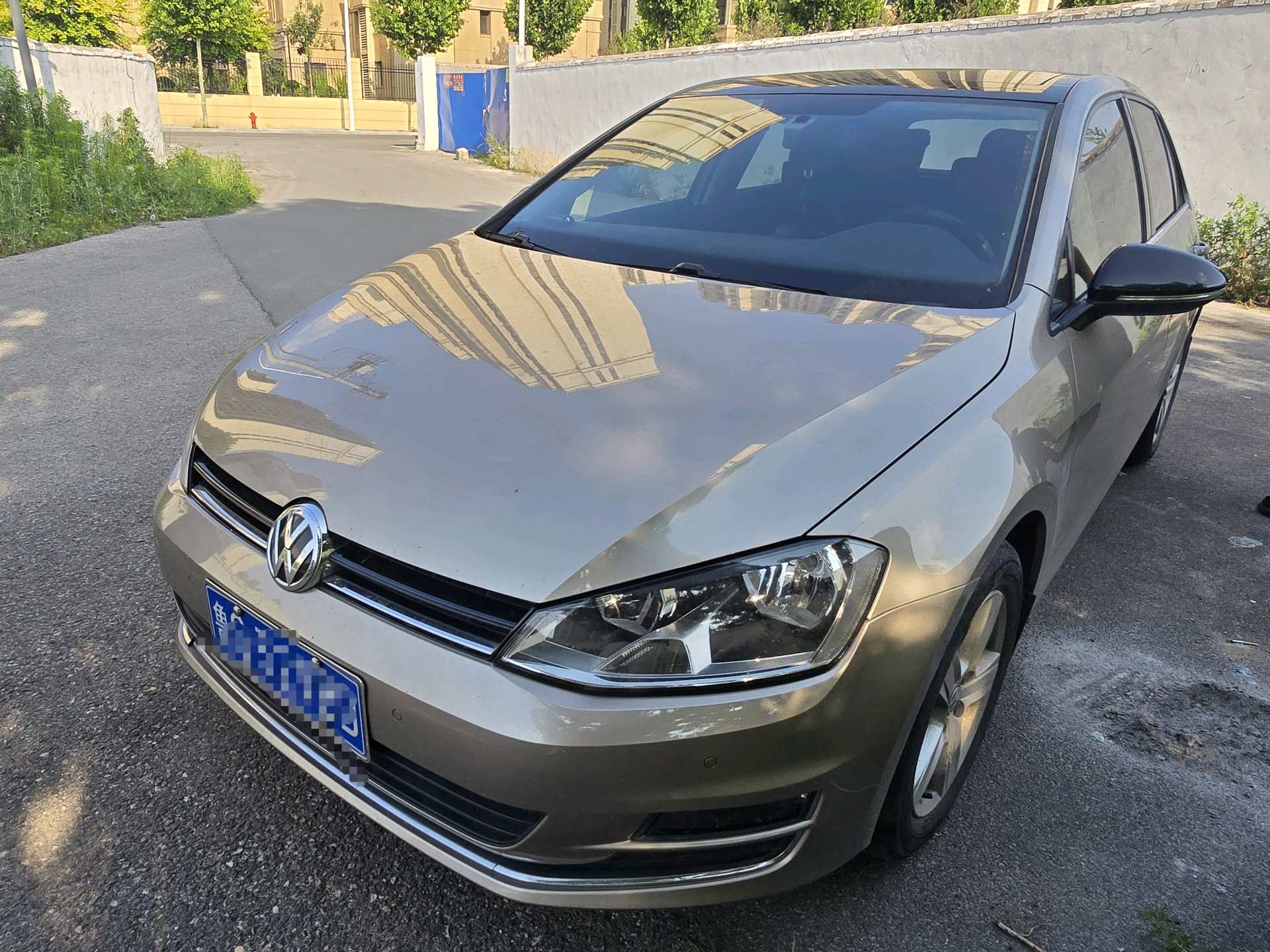 Volkswagen Golf 2017 car image 