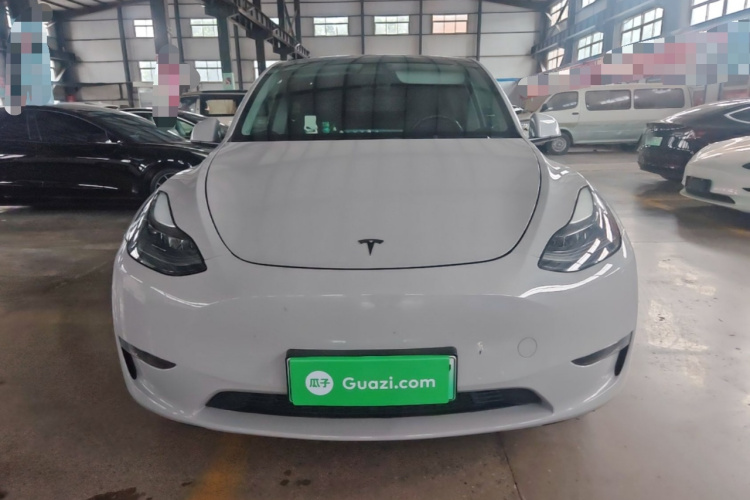Tesla Model Y 2022 #3 Tesla Model Y 2022 car image #3