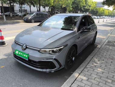 Volkswagen Golf 2024 car image 