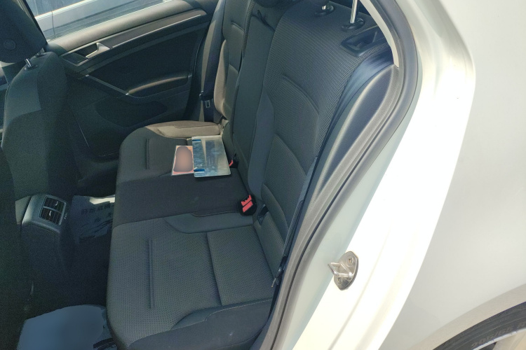 Volkswagen Golf 2017 immagine di auto #17