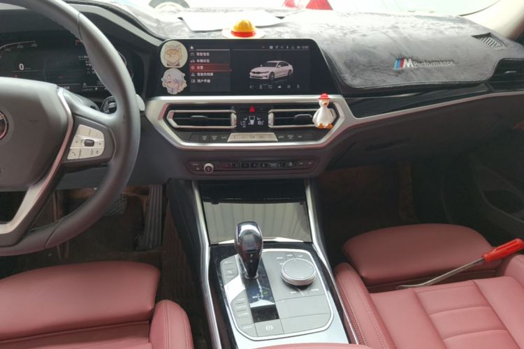 BMW 3 Series 2020 car image #13
